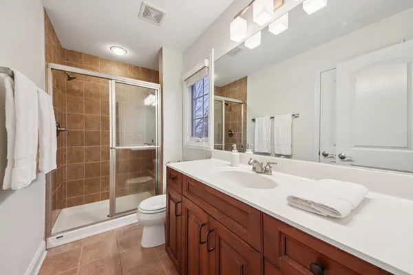 $1,150,000 | 1135 North Main Street, Naperville, IL 60563
