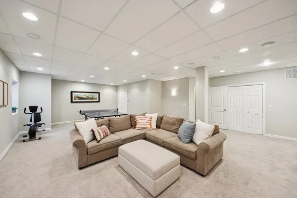 $1,150,000 | 1135 North Main Street, Naperville, IL 60563