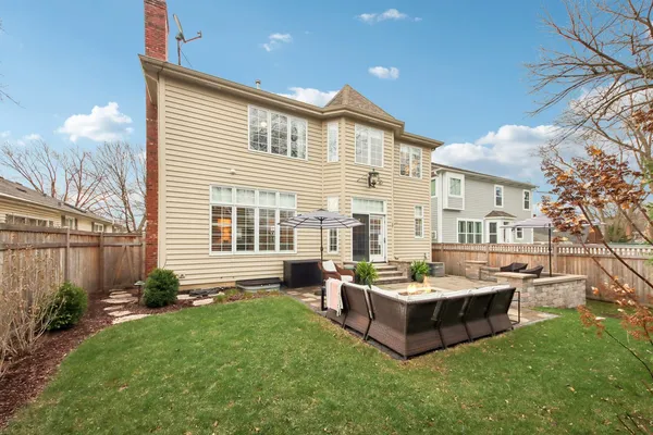 $1,150,000 | 1135 North Main Street, Naperville, IL 60563