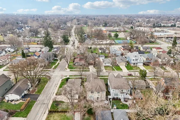 $1,150,000 | 1135 North Main Street, Naperville, IL 60563