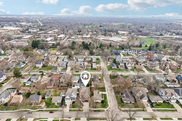 $1,150,000 | 1135 North Main Street, Naperville, IL 60563