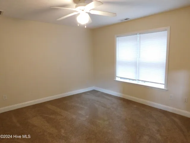 $1,475 | 4028 Arbor Green Way, New Bern, NC 28562