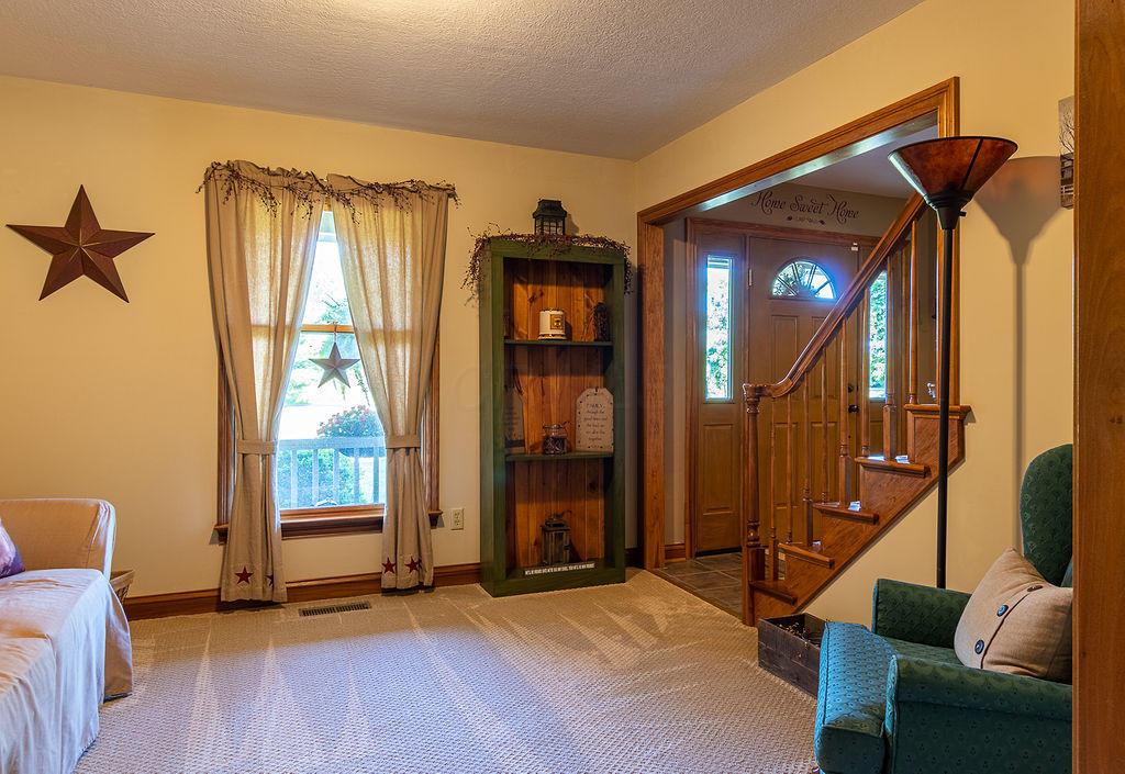 8925 Clover Valley Road Johnstown, OH 43031 - Photo 12 of 74