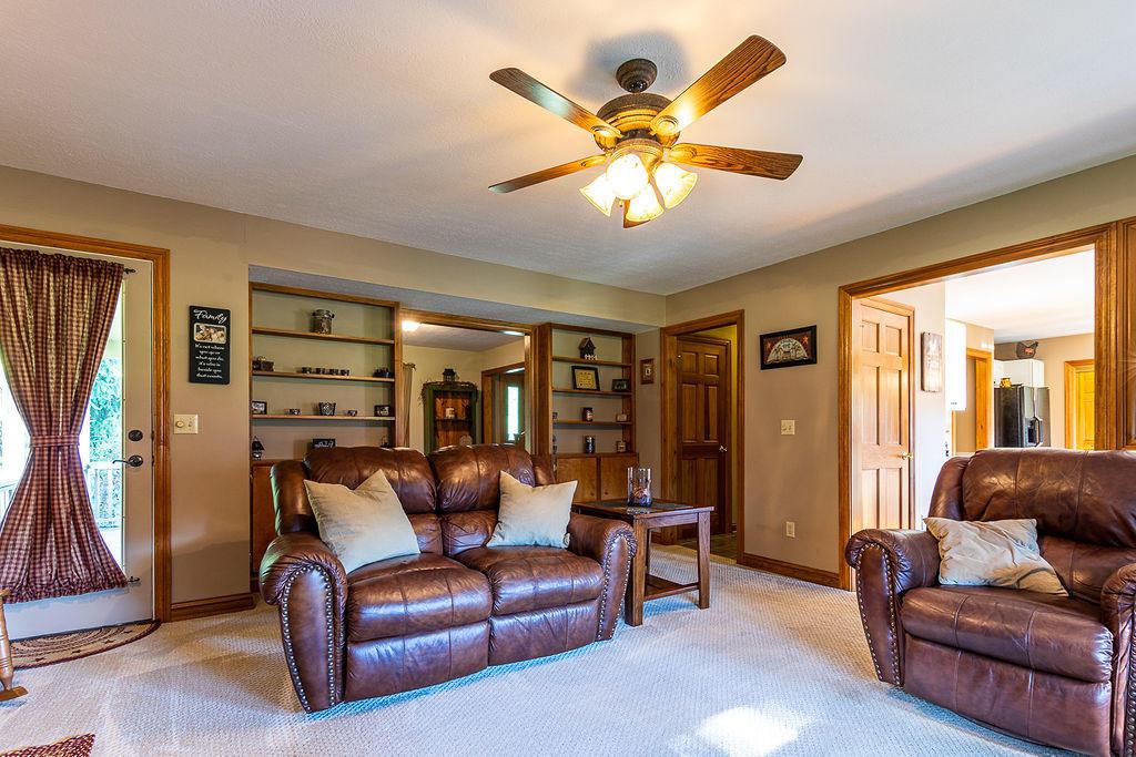 8925 Clover Valley Road Johnstown, OH 43031 - Photo 13 of 74