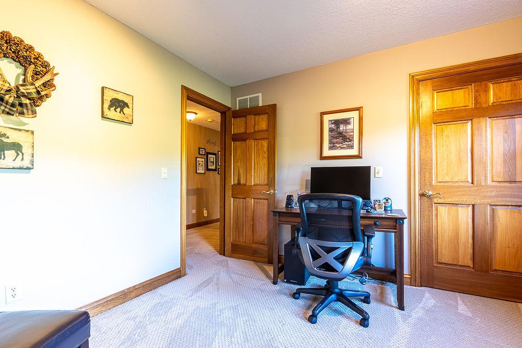 8925 Clover Valley Road Johnstown, OH 43031 - Photo 32 of 74