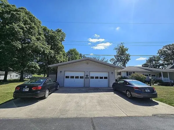$568,000 | 147 Dons Drive, Quincy, MI 49082