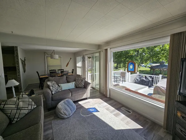 $568,000 | 147 Dons Drive, Quincy, MI 49082