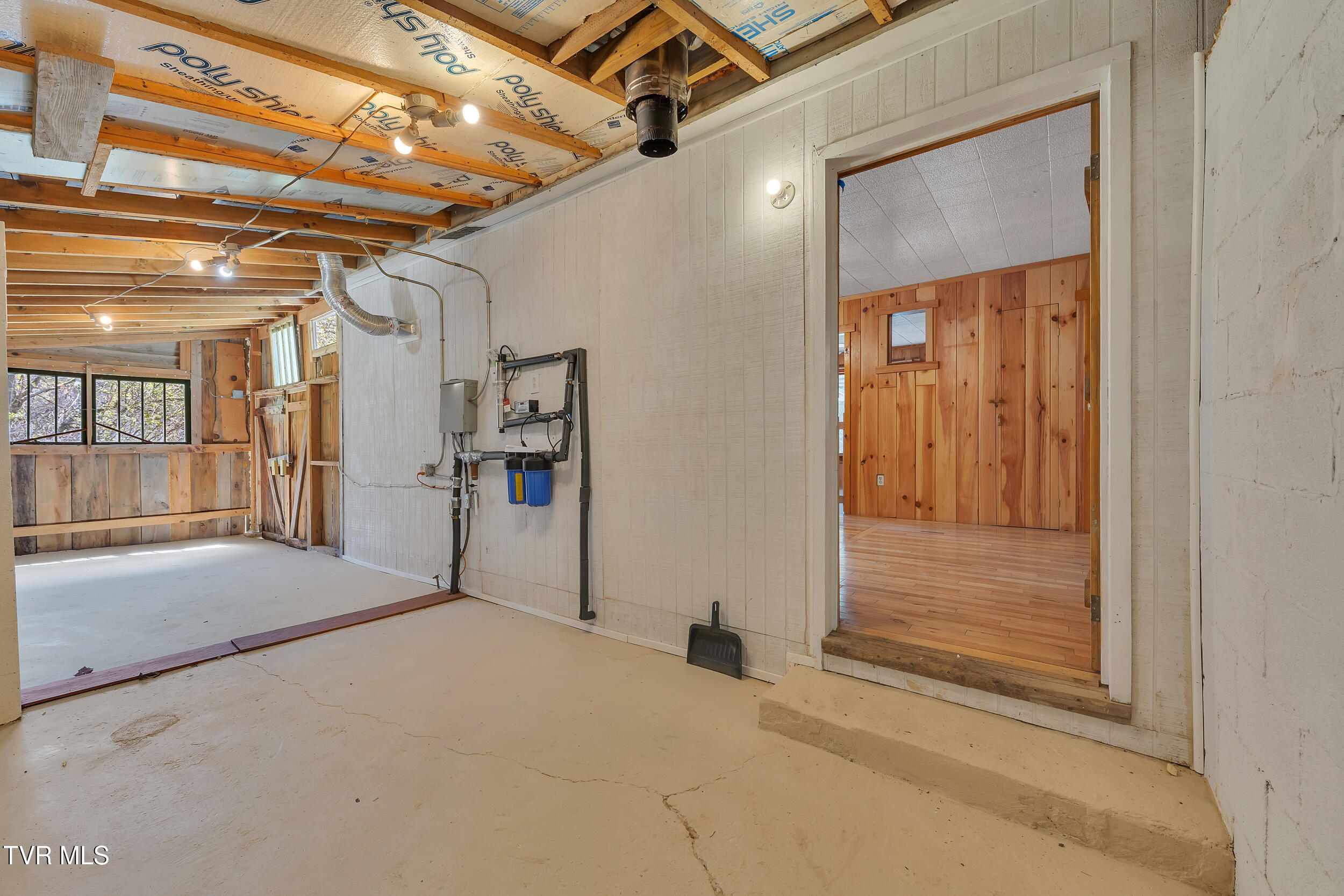 490 Viking Mountain Road Greeneville, TN 37743 - Photo 15 of 37 14_13