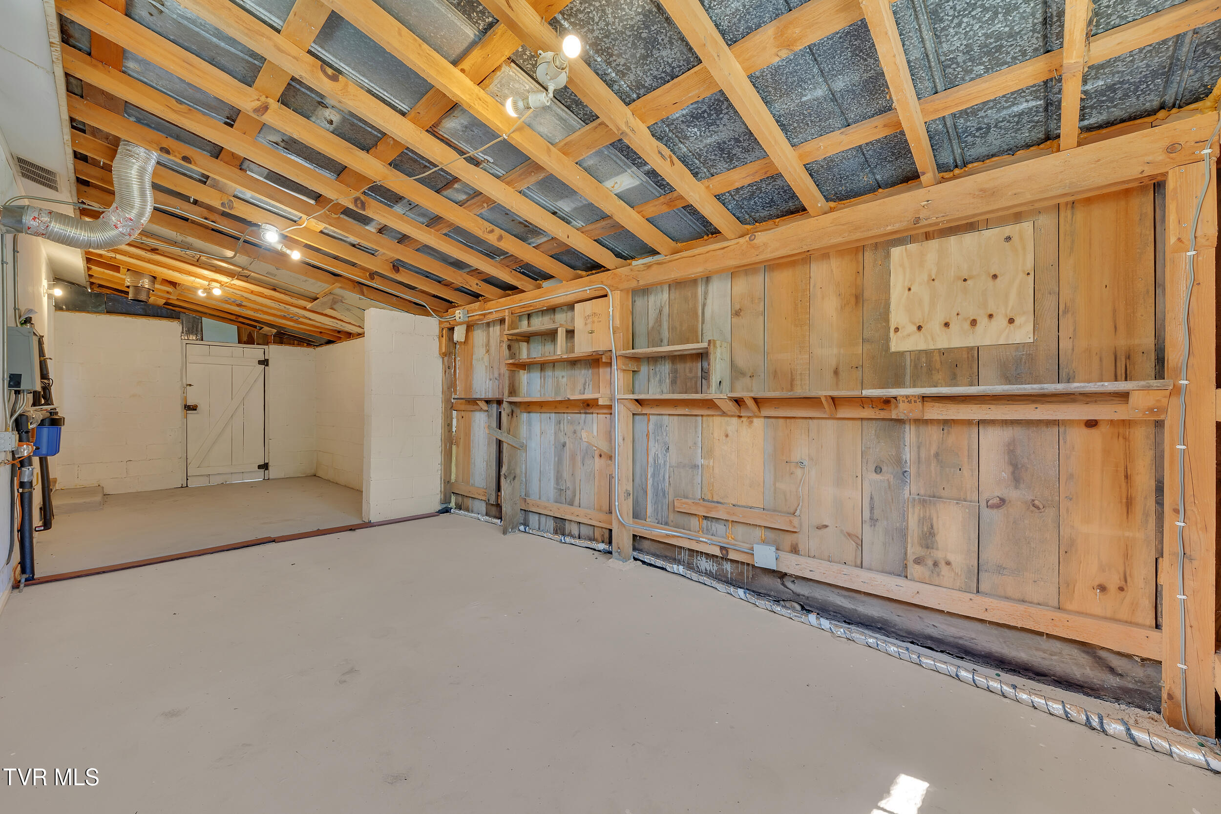 490 Viking Mountain Road Greeneville, TN 37743 - Photo 18 of 37 17_16