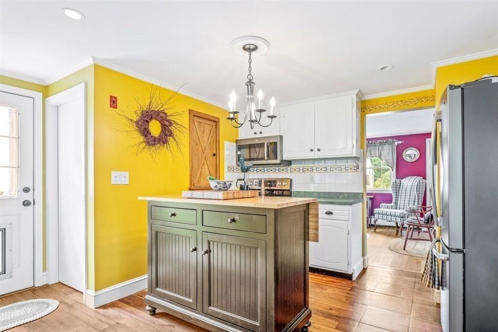 14 Roseen Road Holbrook, MA 02343 - Photo 15 of 28 Gallery Image 15
