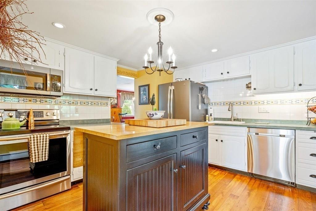 14 Roseen Road Holbrook, MA 02343 - Photo 16 of 28 Gallery Image 16