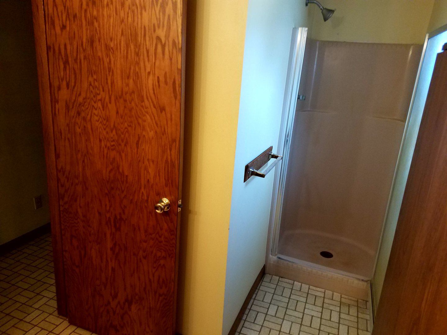 9069 Cherry Valley Road Kingston, IL 60145 - Photo 11 of 30 Gallery Image 11