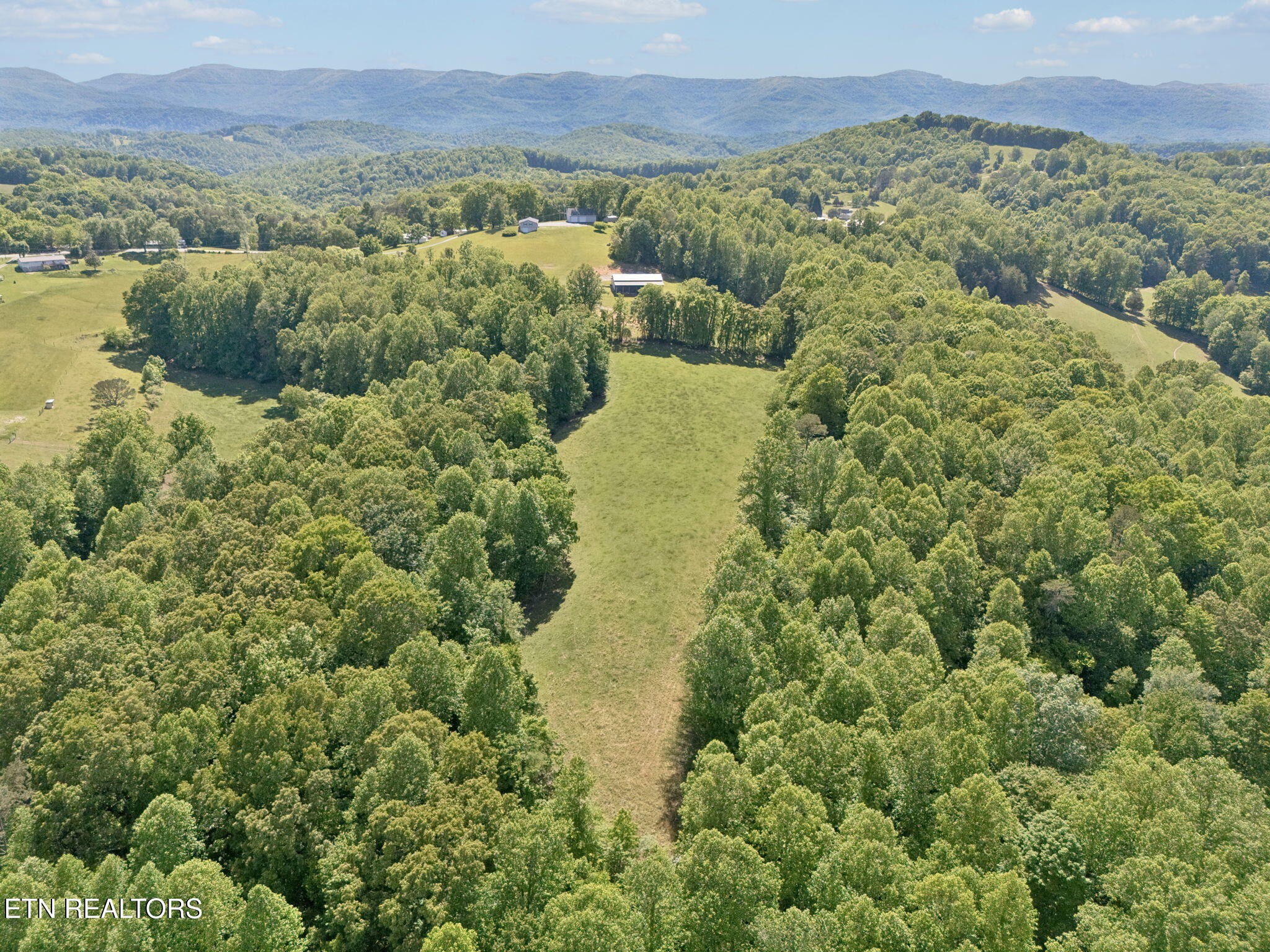 2245 Pinecrest Road Jacksboro, TN 37757 - Photo 43 of 60 56-2245 Pinecrest Rd - 056