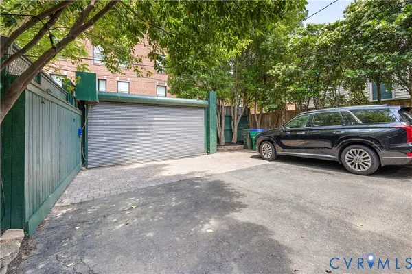 $895,000 | 1220 West Franklin Street, Richmond, VA 23220