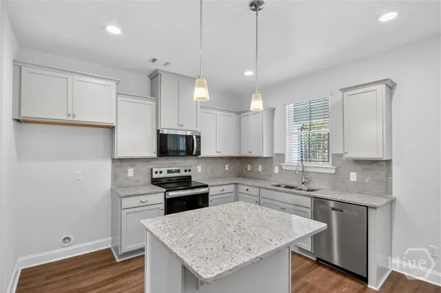 $379,500 | 5 Oakmont Drive, Guyton, GA 31312