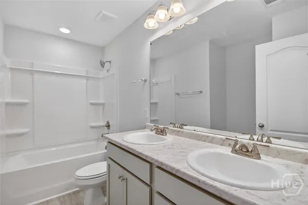 $379,500 | 5 Oakmont Drive, Guyton, GA 31312