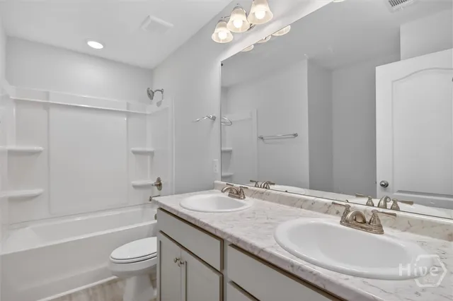 $379,500 | 5 Oakmont Drive, Guyton, GA 31312