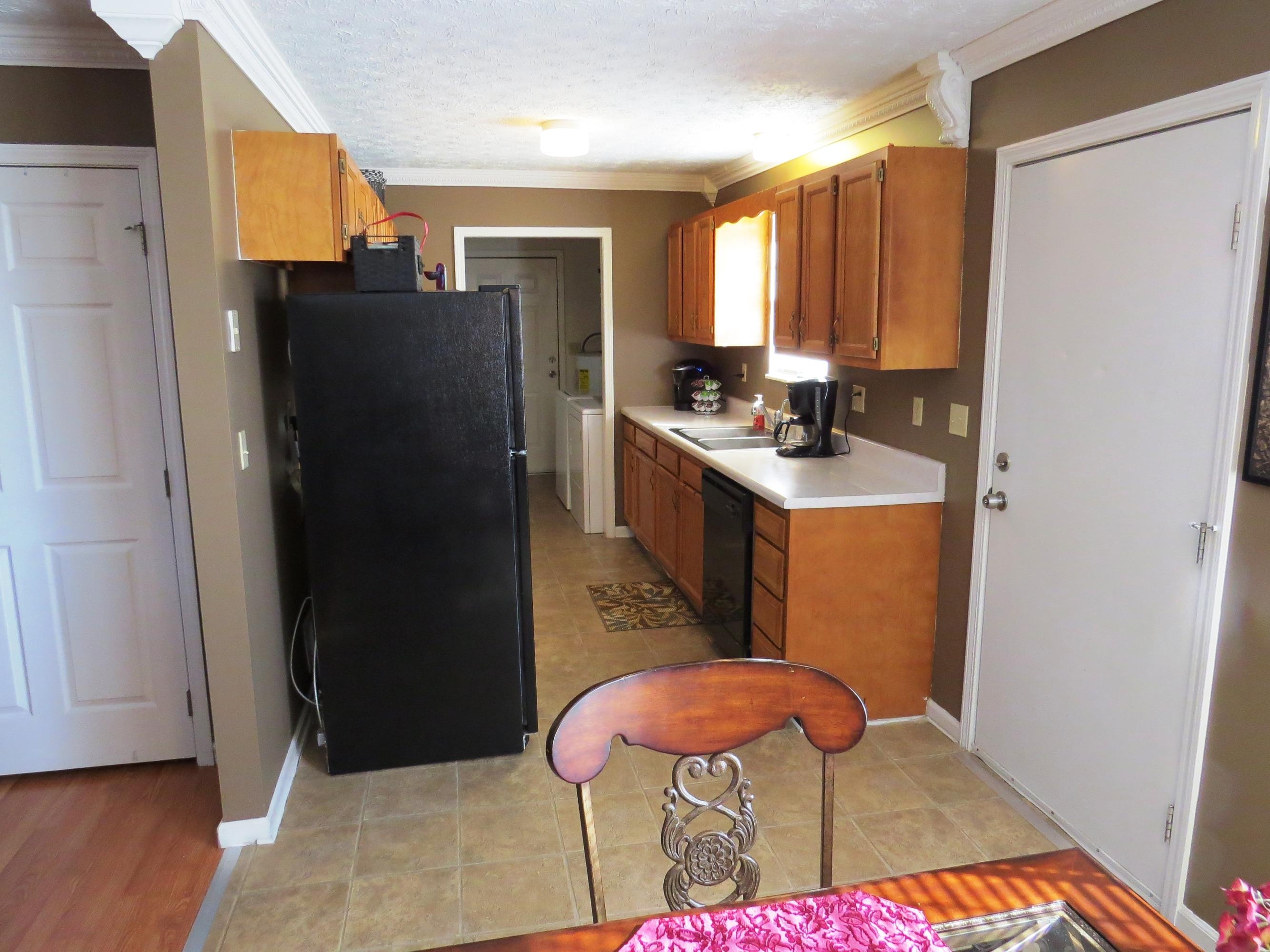 9656 Clift Road Strawberry Plains, TN 37871 - Photo 20 of 39 ALL KITCHEN APPLIANCES STAY