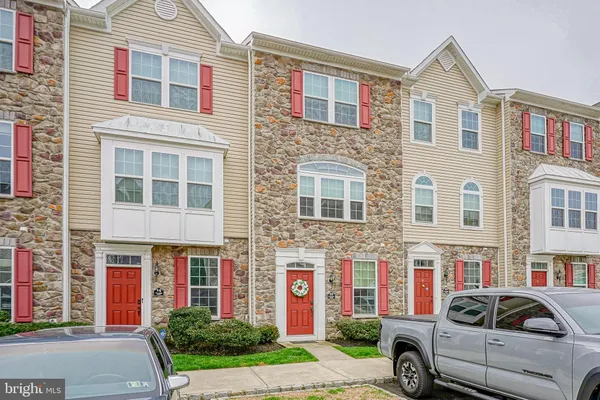 $319,000 | 12 Tylers Court, Somerdale, NJ 08083