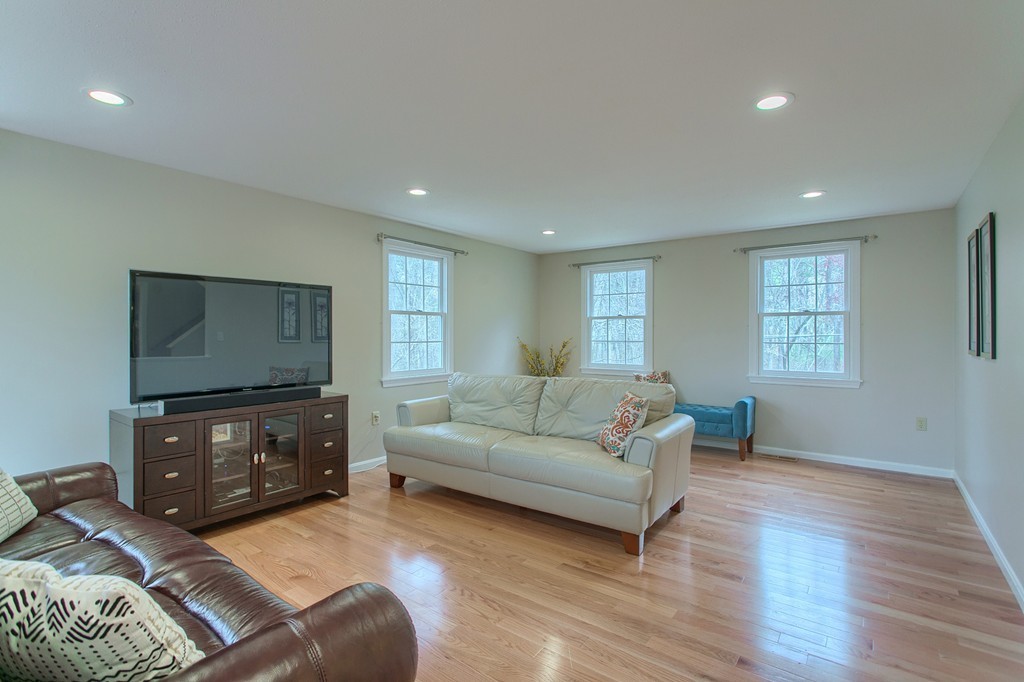 40 Forrest Road Westford, MA 01886 - Photo 14 of 30 Gallery Image 14