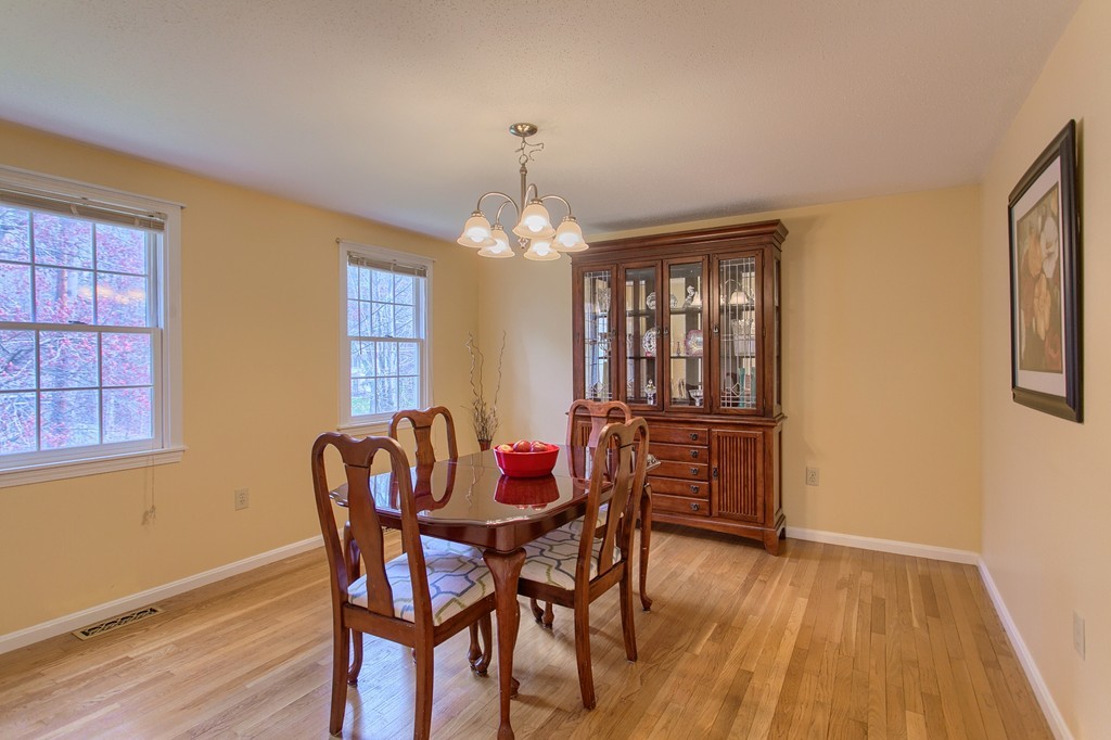 40 Forrest Road Westford, MA 01886 - Photo 16 of 30 Gallery Image 16