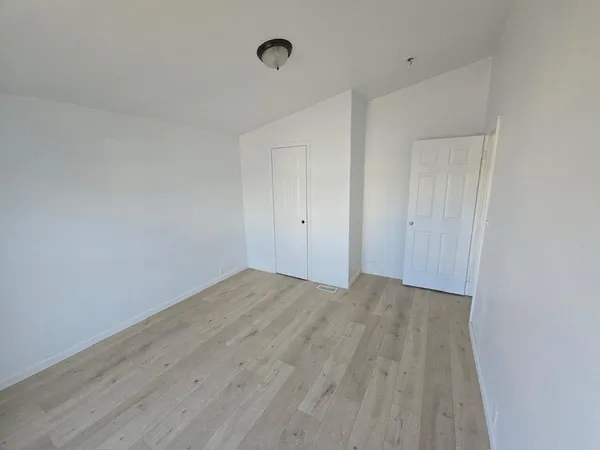 $194,000 | 3524 Ave R E Palmdale Ca East, Palmdale, CA 93550