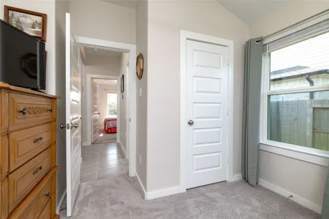 $325,000 | 4910 Bottlebrush Drive, Pearland, TX 77584