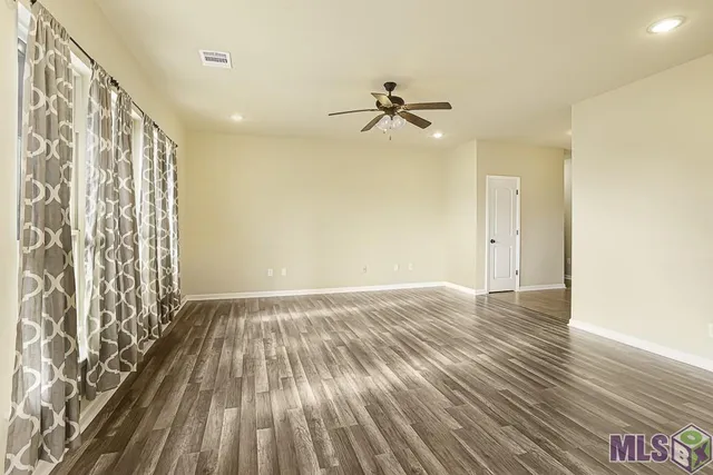 $259,000 | 9150 Millikens Bend, Denham Springs, LA 70726