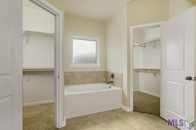 $259,000 | 9150 Millikens Bend, Denham Springs, LA 70726