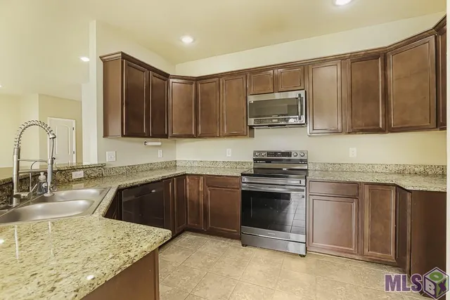 $259,000 | 9150 Millikens Bend, Denham Springs, LA 70726