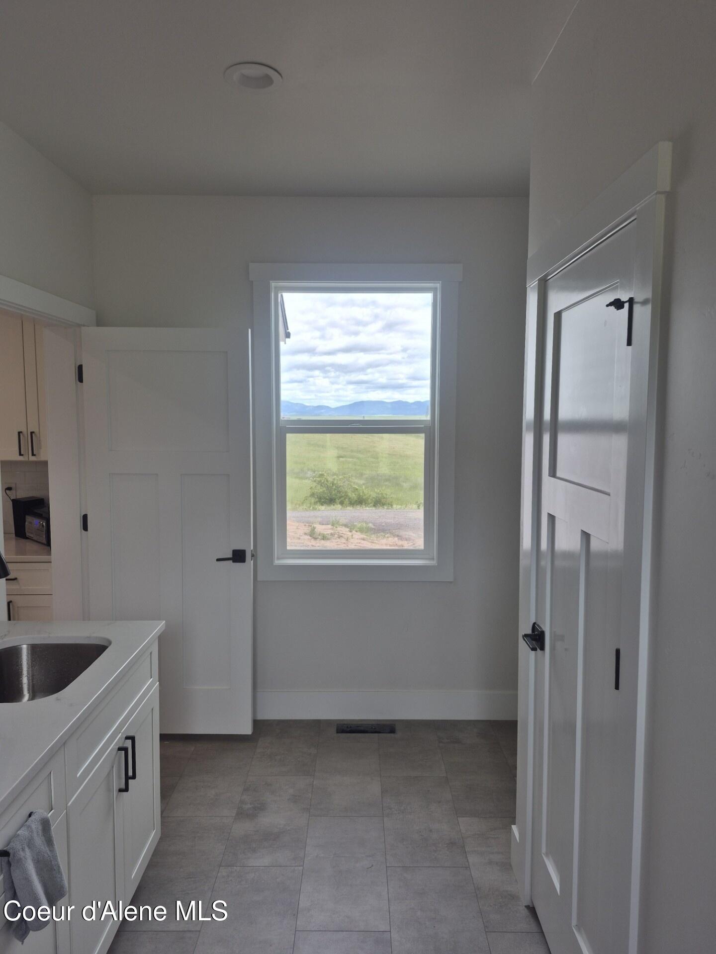1047 Merideth Road Plummer, ID 83851 - Photo 13 of 56 Mud Room