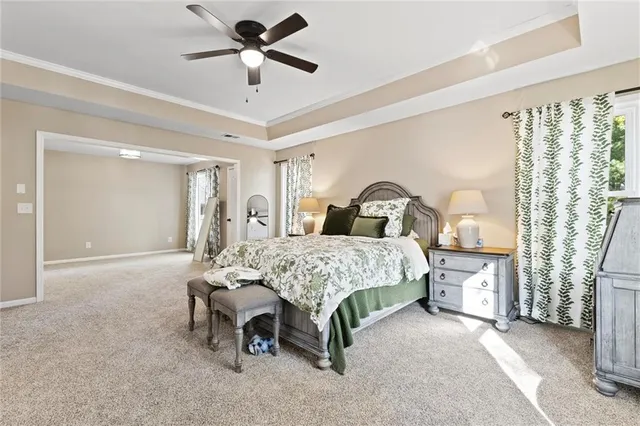 $699,000 | 324 Northwest Bradford Street, Lee's Summit, MO 64064