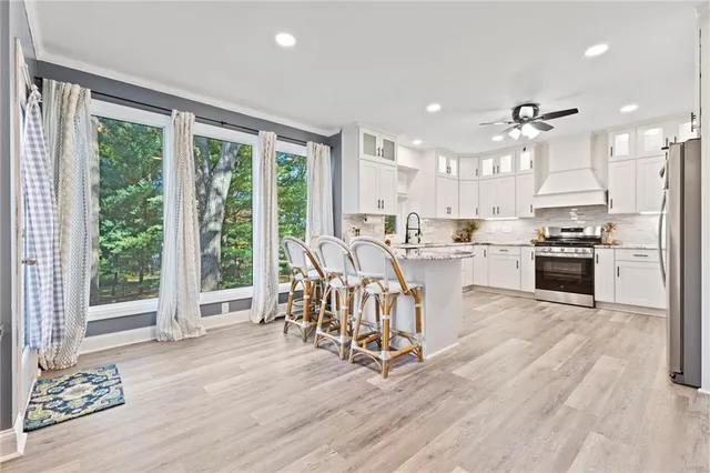 $699,000 | 324 Northwest Bradford Street, Lee's Summit, MO 64064