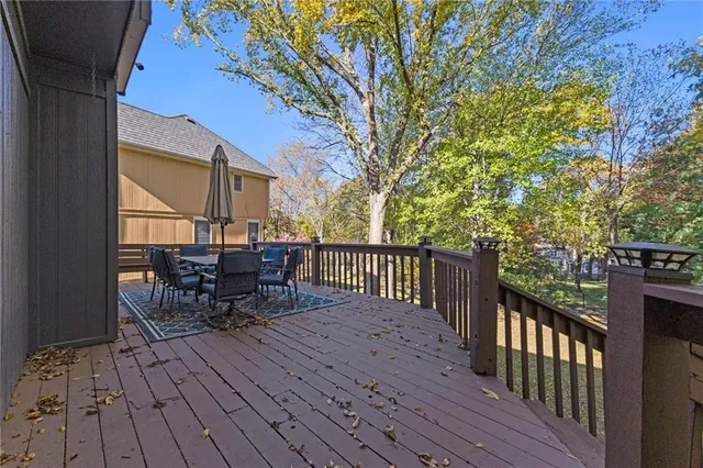 $699,000 | 324 Northwest Bradford Street, Lee's Summit, MO 64064