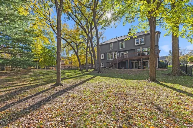 $699,000 | 324 Northwest Bradford Street, Lee's Summit, MO 64064