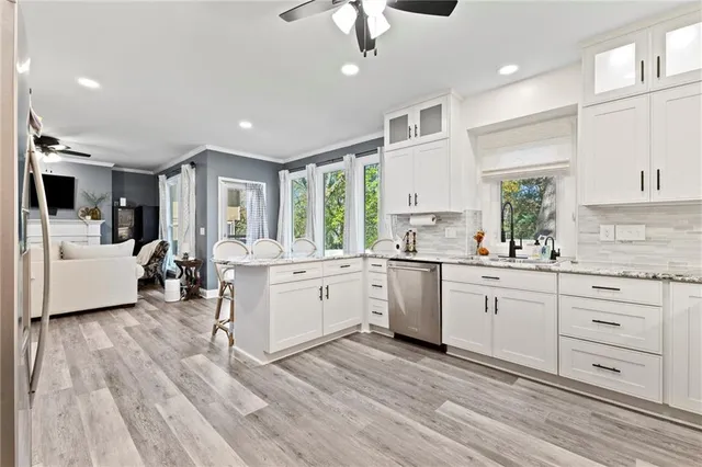 $699,000 | 324 Northwest Bradford Street, Lee's Summit, MO 64064