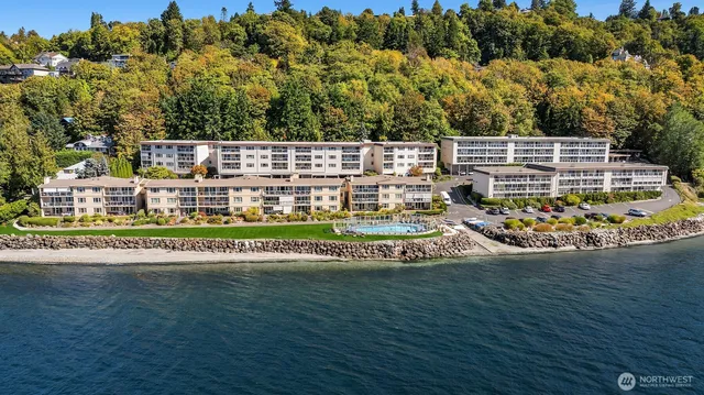 $695,000 | 10203 47th Avenue Southwest, Unit C12, Seattle, WA 98146