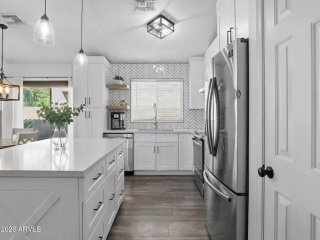 $469,000 | 3206 South 81st Avenue, Phoenix, AZ 85043