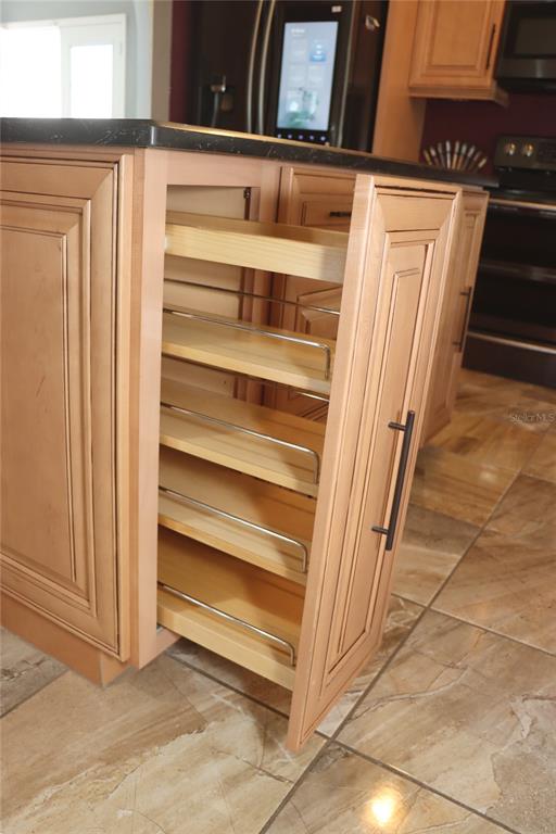 1497 Overland Drive Spring Hill, FL 34608 - Photo 20 of 92