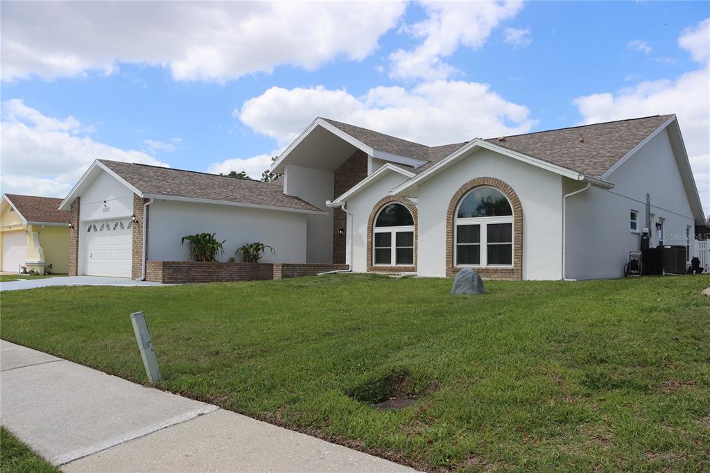 1497 Overland Drive Spring Hill, FL 34608 - Photo 5 of 92