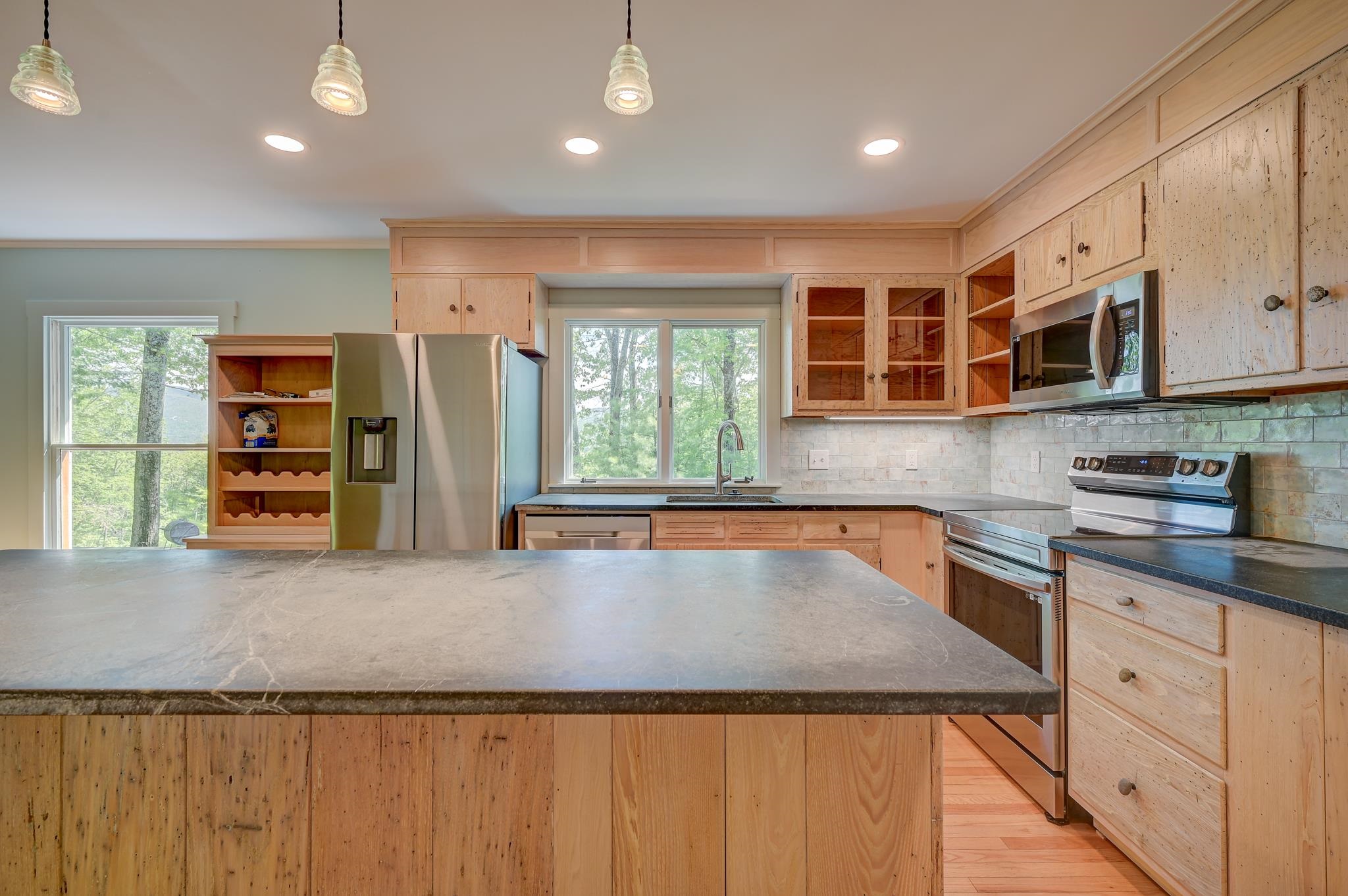 236 Birch Hill Road Conway, NH 03860 - Photo 9 of 53