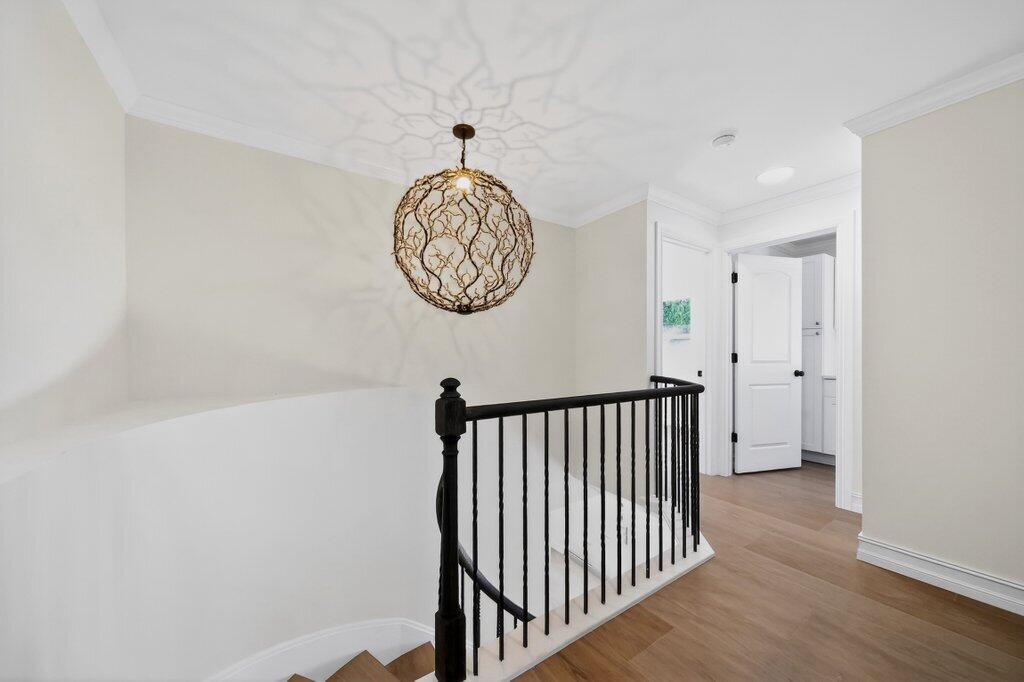 37 East High Point Road Sewall's Point, FL 34996 - Photo 27 of 58 upperstairs1.jpg-SMALL