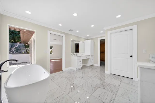 $3,250,000 | 37 East High Point Road, Stuart, FL 34996