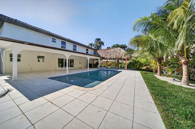 $3,250,000 | 37 East High Point Road, Stuart, FL 34996