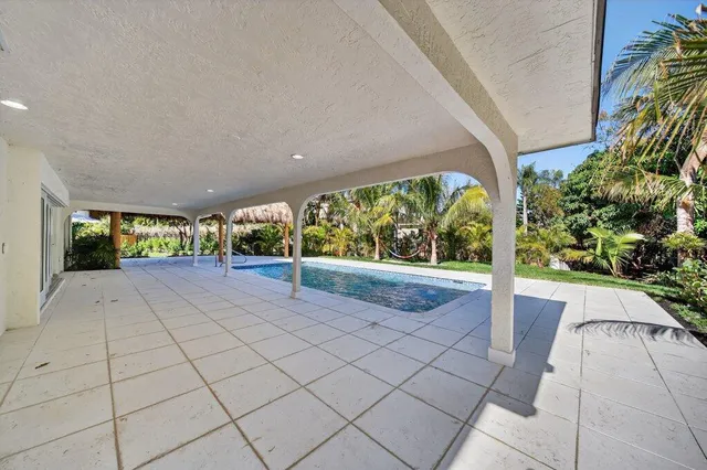 $3,250,000 | 37 East High Point Road, Stuart, FL 34996