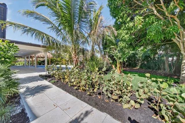 $3,250,000 | 37 East High Point Road, Stuart, FL 34996