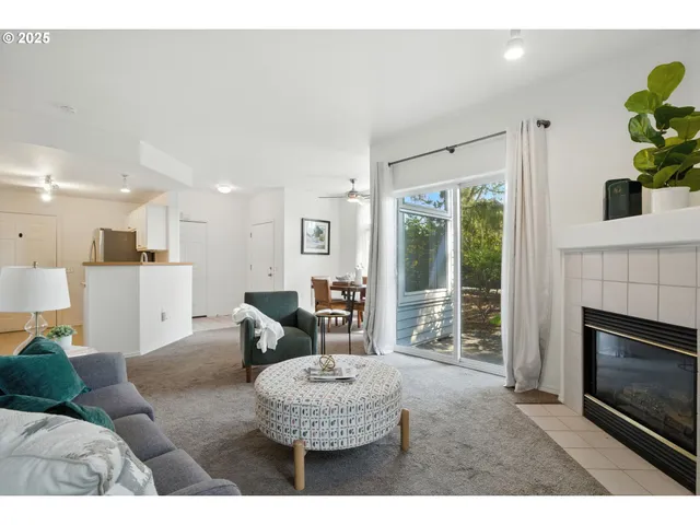 $325,000 | 16248 Southwest Audubon Street, Unit 101, Beaverton, OR 97003