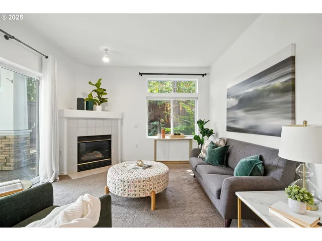 $325,000 | 16248 Southwest Audubon Street, Unit 101, Beaverton, OR 97003