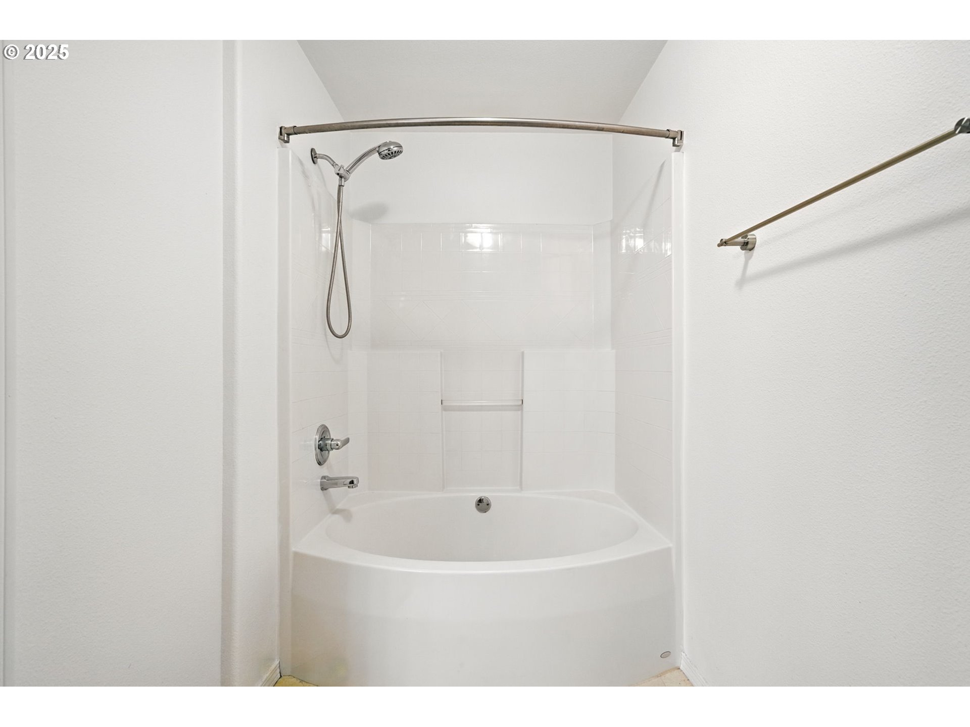 16248 Southwest Audubon Street, Unit 101 Beaverton, OR 97003 - Photo 35 of 47