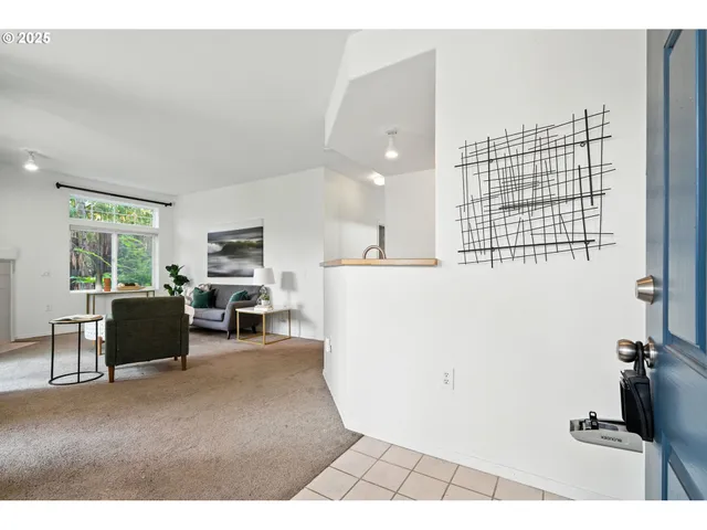 $325,000 | 16248 Southwest Audubon Street, Unit 101, Beaverton, OR 97003